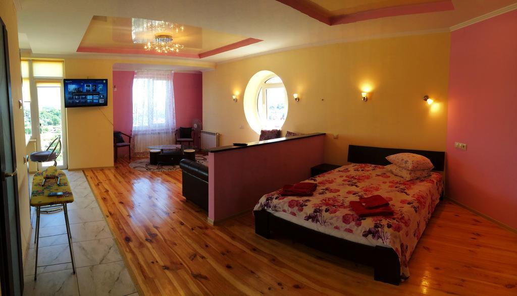 Apartments In The Center Трускавець Номер фото